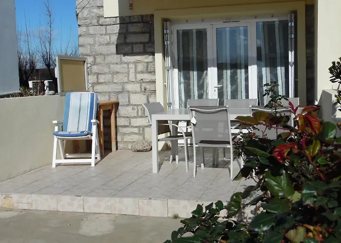 Apartament Face A La *